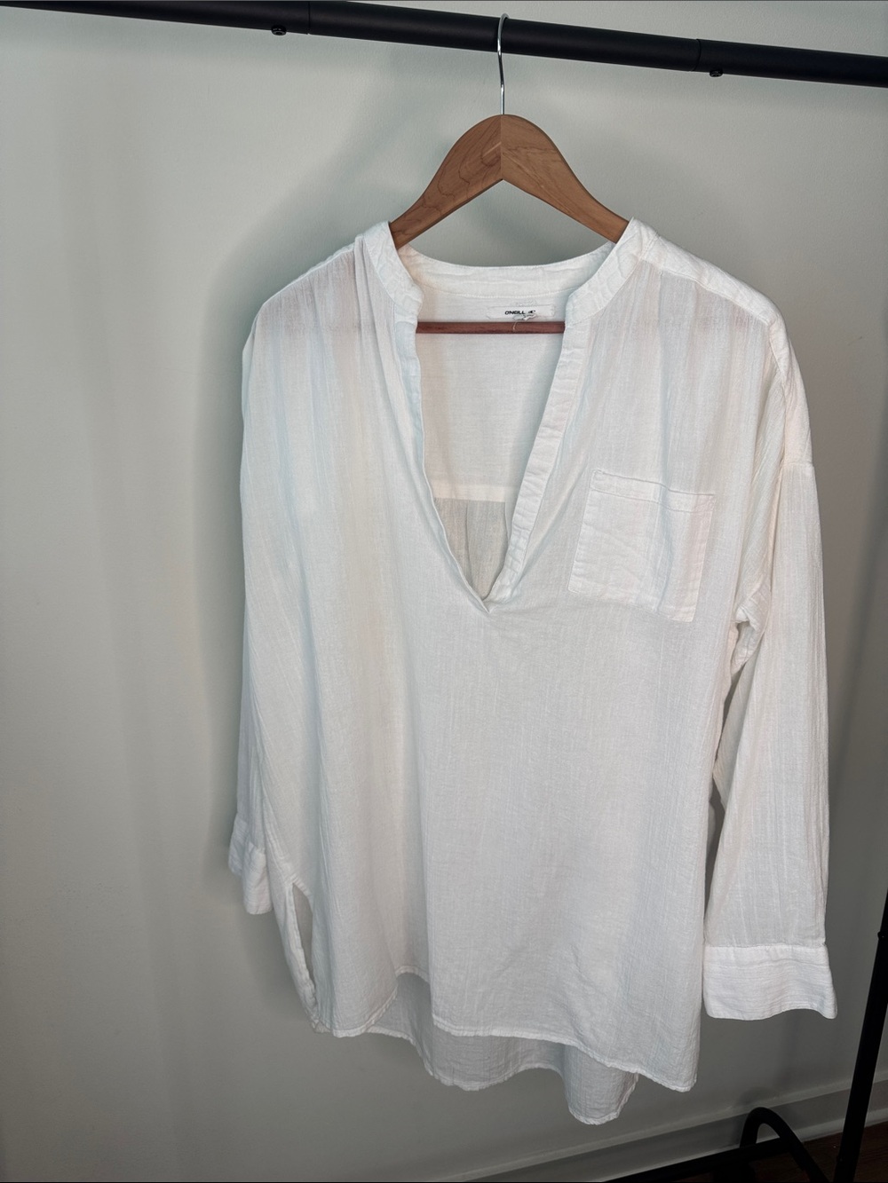 O'Neill White V-Neck Pullover Tunic with Chest Pocket